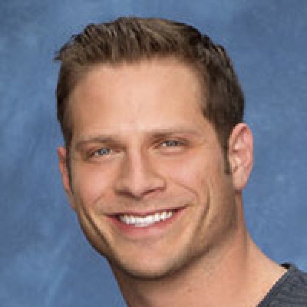 Bachelorette Premiere Part 2 Kaitlyn Bristowe Wins the Night Cafe Emily